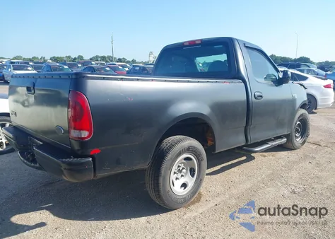 2003 Ford F-150 Xl/Xlt z USA, uszkodzony, nr VIN 1FTRF172X3NA22419